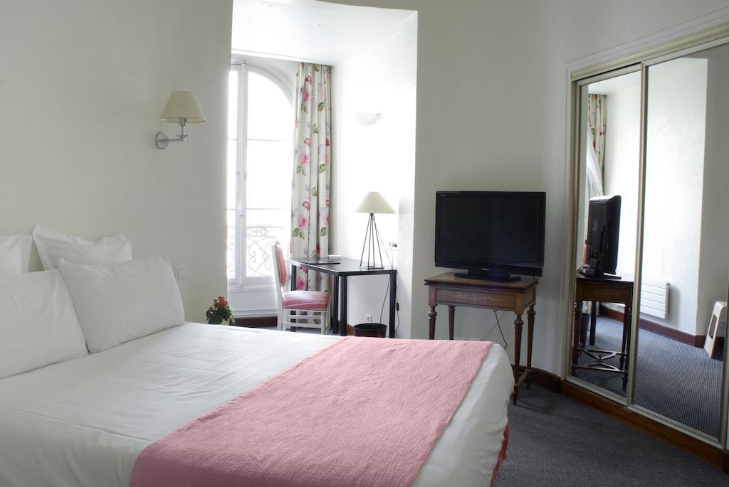 Hotel 34B - Astotel Párizs Szoba fotó